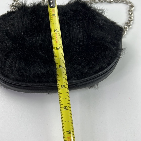 Fabulous TopTen Black Faux Fur Crossbody with Silver Chain - Picture 5 of 7